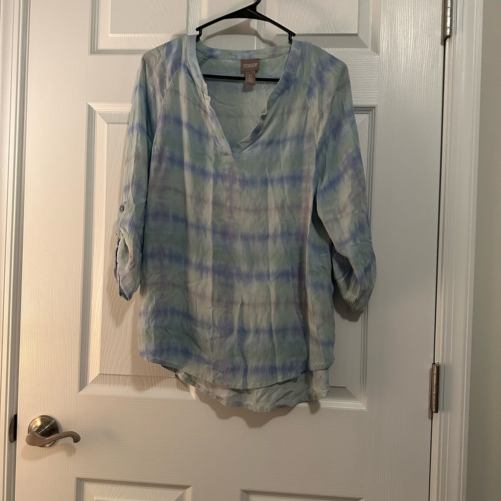 🎃Chicos top in a soft print.